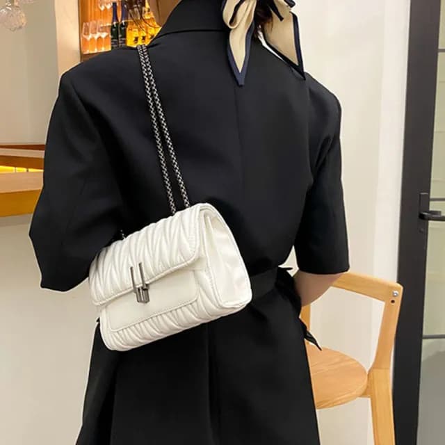 【MoonDy】情人節禮物 包包 單肩女包 女生鏈條包 小香風包包 側背包 小包包 2022 小方包 肩背包 斜背包 女