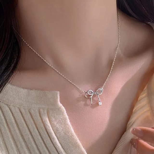 【LEESA】蝴蝶項鍊 999純銀項鍊 韓國項鍊 鎖骨項鍊 女朋友生日禮物 情人節禮物 小眾蝴蝶結 女生