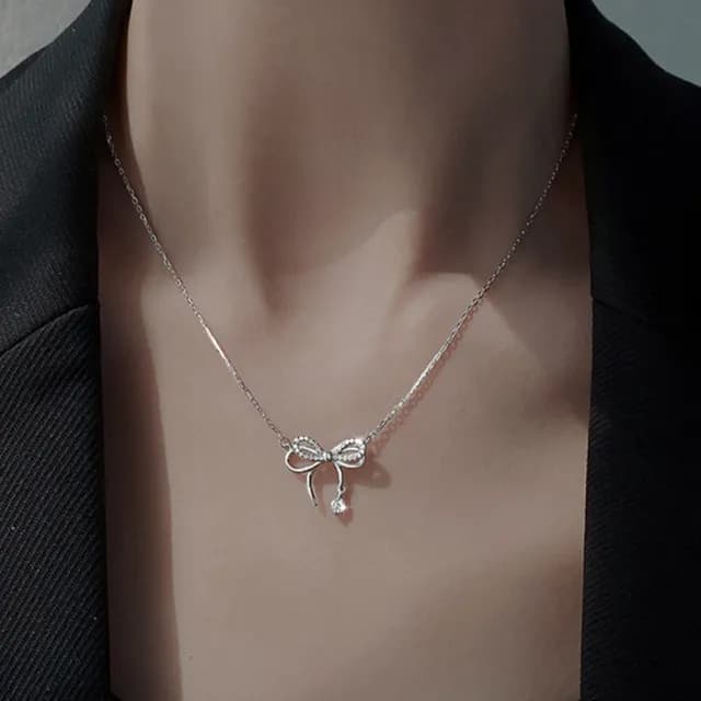 【LEESA】蝴蝶項鍊 999純銀項鍊 韓國項鍊 鎖骨項鍊 女朋友生日禮物 情人節禮物 小眾蝴蝶結 女生
