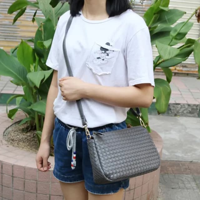 【LEESA】情人節禮物 編織包\女士包包\腋下包\法棍包\肩背包\手工包\斜挎包\單肩包\簡約\日本包包\時尚女包
