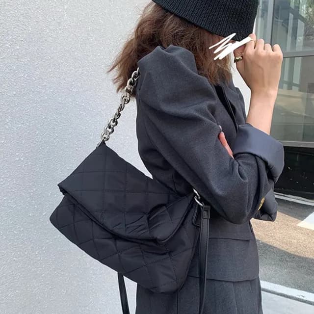 【LEEHER】情人節禮物 女包/包包/鏈條包/尼龍包/斜背包/菱格包包/小香風包包/折叠包/黑色包包/腋下包/時尚