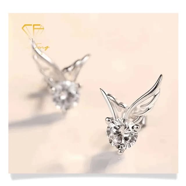 【CF鑽飾】耳環 莫桑鑽《天使之翼》(耳釘 雙11限定  耳針 耳飾 聖誕 交換禮物 求婚 生日)