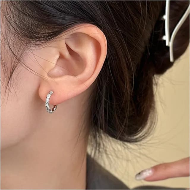 【Oni 歐妮】鋯石麻花圈圈 耳扣耳針穿式耳環耳釘耳骨環 耳飾耳飾925銀針(1對入)