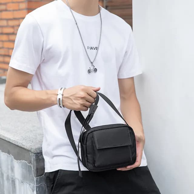 【MoonDy】父親節禮物 包包 男士包包 尼龍斜背包 防水包 側背包 男生包包 包包男 尼龍包包 小包包男 男包側