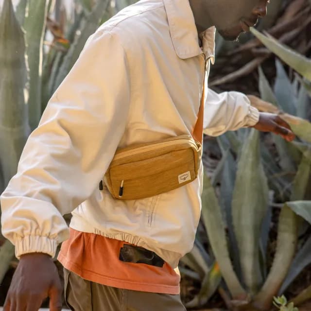 【Osprey】情人節禮物 Arcane Waist 隨身輕便腰包 復古黑(胸包 運動腰包 旅行腰包)
