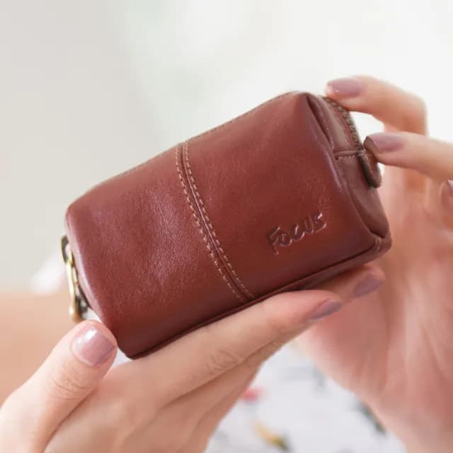 【FOCUS】真皮造型鑰匙零錢包FTA0033(真皮包包 義大利植鞣革/頭層牛皮/零錢包)