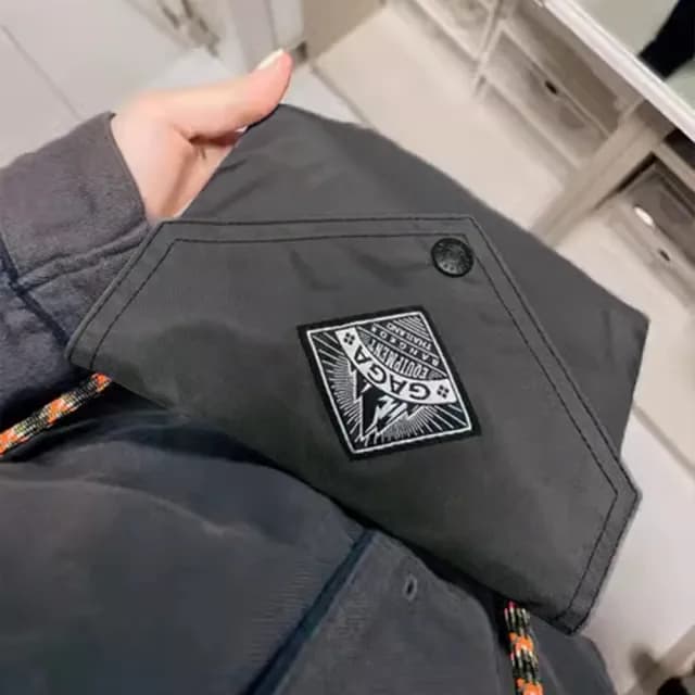 【GAGA EQUIPMENT】情人節禮物 泰國潮牌GAGA EQUIPMENT Mini Bag單肩斜背包 隨身小包(背帶隨機配色 交換禮