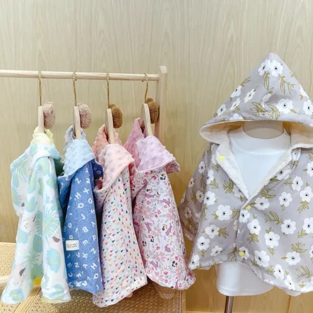 【Lianne baby】日本大和花卉 嬰幼兒80-100公分手工保暖斗篷嬰兒禮物(滿月禮 收涎禮物 週歲禮 彌月禮盒)