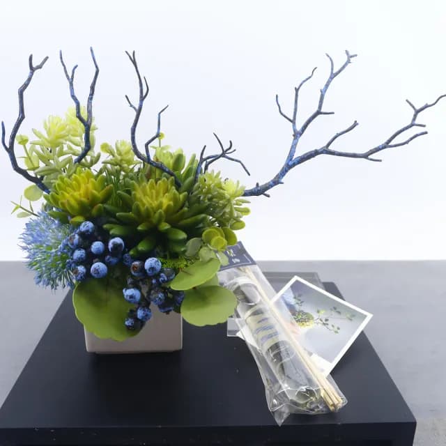 【HUGO DECO 榆果傢飾】藍樹枝多肉香氛植栽(擬真植物/人造盆栽/綠化/佈置/禮物)