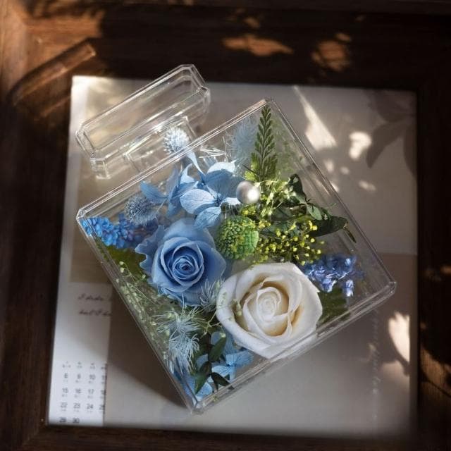 【House Deco 吾所飾室】創香水瓶玫瑰永生花擺飾(生日實用送媽媽老師女友禮物)
