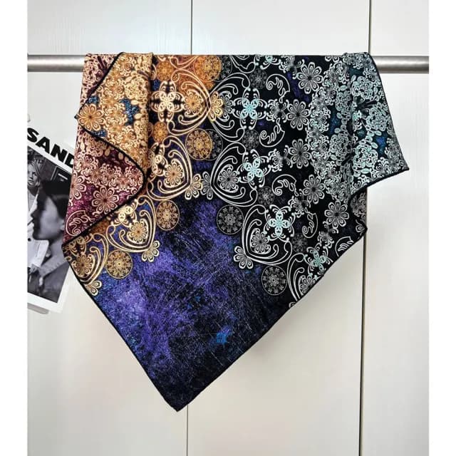【Jun Jun】真絲羊毛中方巾 圍巾 領巾 65*65cm(綺麗雙華)