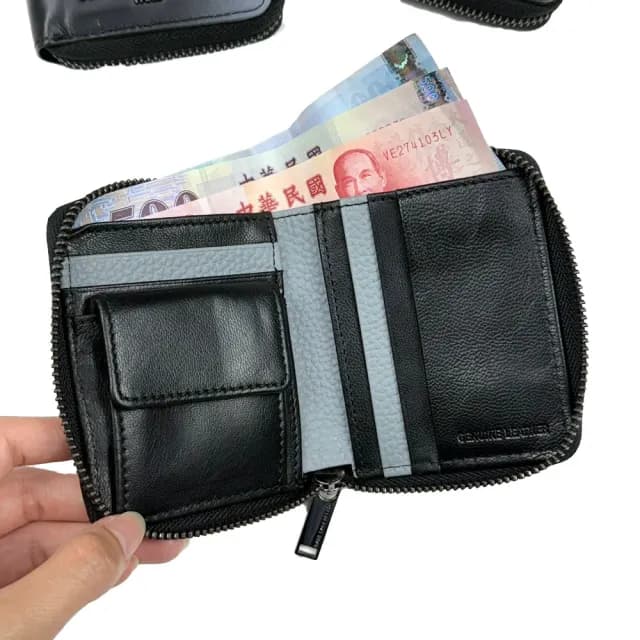 【KARL LAGERFELD 卡爾】漸層設計 拉鍊 附盒 真皮皮夾 零錢袋 短夾 錢包 生日禮物 送禮(零錢袋短夾1014)