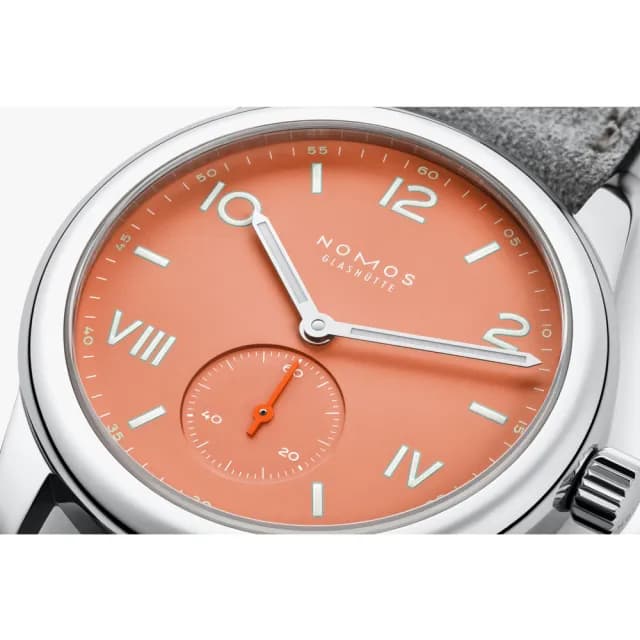 【NOMOS】Club系列 手動上鍊 小秒針 時尚機械腕錶 畢業禮物 送禮 推薦 36mm(714.GB)