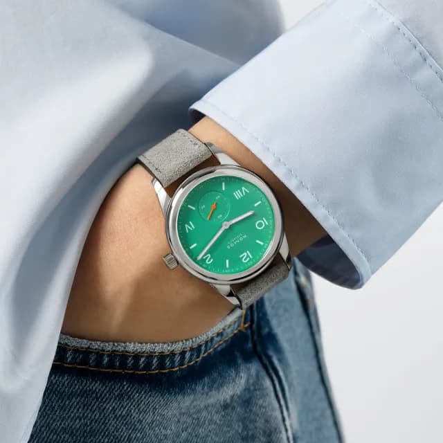 【NOMOS】Club系列 手動上鍊 小秒針 時尚機械腕錶 畢業禮物 送禮 推薦 36mm(715)