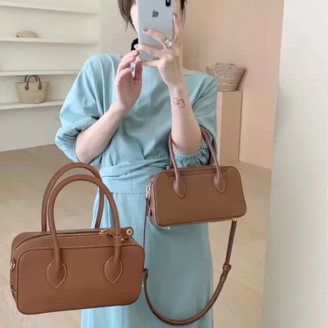 【送禮首選】情人節禮物 高貴小品韓系皮質手提小方包(附可調節背帶 保齡球包 休閒通勤百搭 手拎