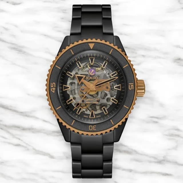 【Rado 雷達表】Captain Cook 庫克船長 霧黑高科技陶瓷鏤空腕錶/43mm/R04(R32192152)