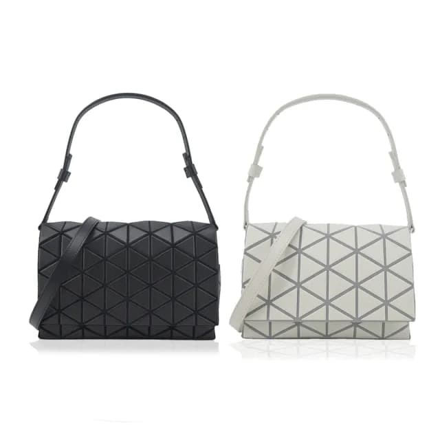【ISSEY MIYAKE 三宅一生】BAOBAO FOSSETTE 霧面皮革兩用包(多色選)
