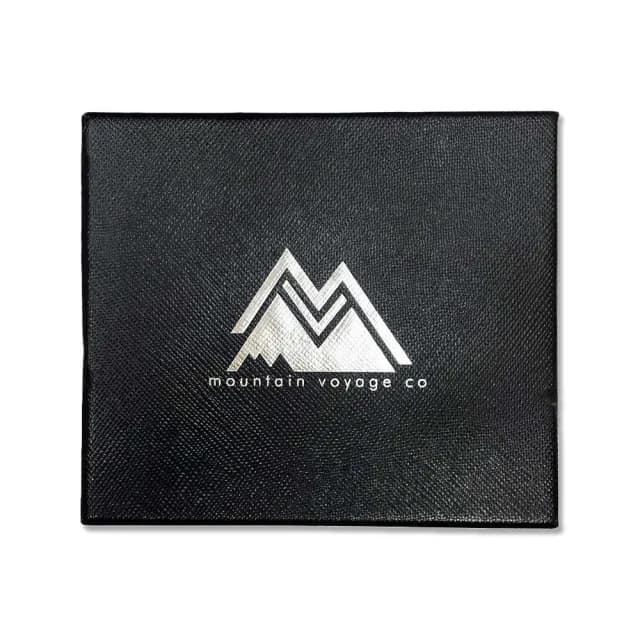 【美國Mountain Voyage Co】父親節禮物 超薄RFID防盜刷男士金屬鈔票卡夾1入/盒-碳纖維黑(信用卡證件提款卡