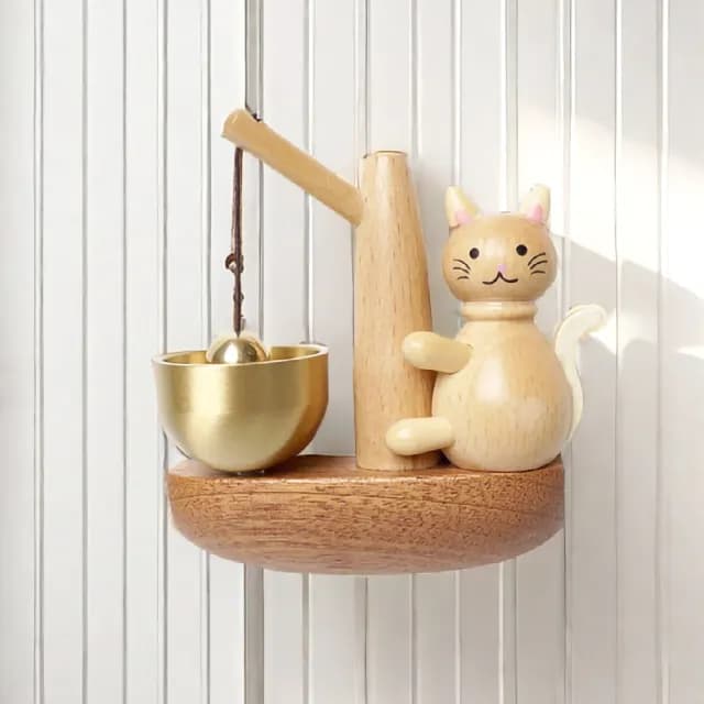 【木貓】櫸木貓咪磁吸門鈴(黃銅 鈴鐺 風鈴 掛飾 喬遷 入戶 禮物 掛件 鈴聲 銅鈴 裝飾品)