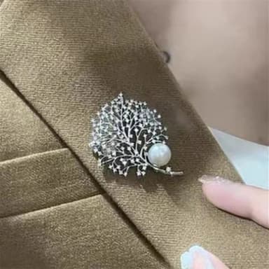 【Penny珮妮】聖誕樹鑲嵌珍珠胸針吊墜兩用(母親節禮物/交換禮物/送女友/送閨蜜/生日禮物/情人節)
