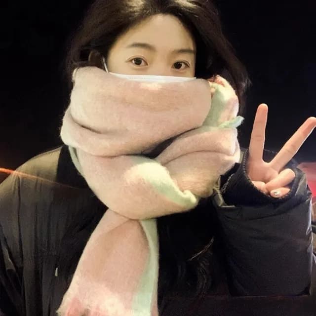 【LEESA】披肩圍巾\雙色圍巾\流蘇圍巾\加厚保暖\百搭配件\圍脖\披巾\加厚圍巾\親膚不刺膚\
