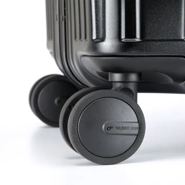 【SWISS STYLE】Voyager 20吋輕奢鋁框行李箱 日本Hinomoto頂規靜音飛機輪 100%PC頂級耐衝擊材質(兩色任選)