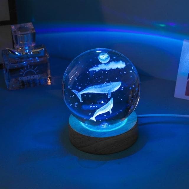 【A-ONE 匯旺】7彩水晶球 海底 大鯨魚 小夜燈雕刻燈 造型燈 暖光 床頭燈 生日禮物 交換禮物