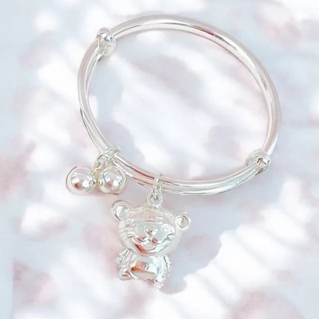 【珠兒綠】999純銀 生肖笑笑虎嬰兒搖鈴手鐲 嬰兒禮物 開運 純銀手鐲 純銀手鍊 彌月禮物(附高級禮盒禮袋)
