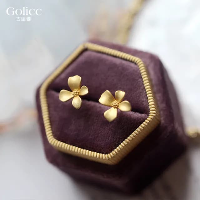 【Golicc】耳環 金色桂花 氣質優雅(七夕 情人節 生日 飾品 耳釘 耳飾 耳墜 禮物)