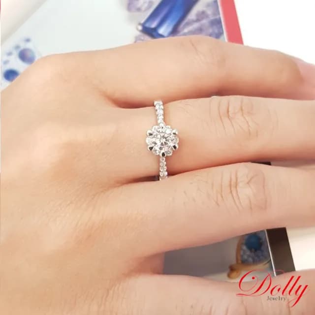 【DOLLY】0.50克拉 天然鑽石 F/VS2 完美車工18K金求婚戒指-008(母親節 長輩送禮 交換禮物首選)