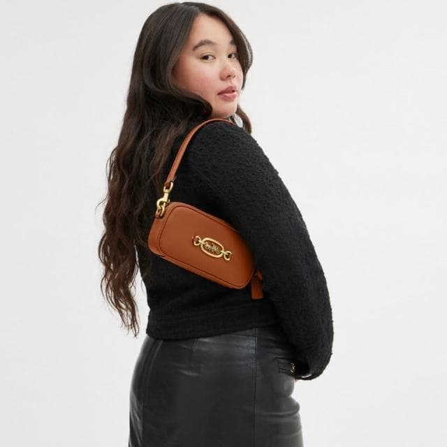 【COACH】蔻馳官方直營 AVERY單肩手袋-B4/磨光琥珀色(CR095)