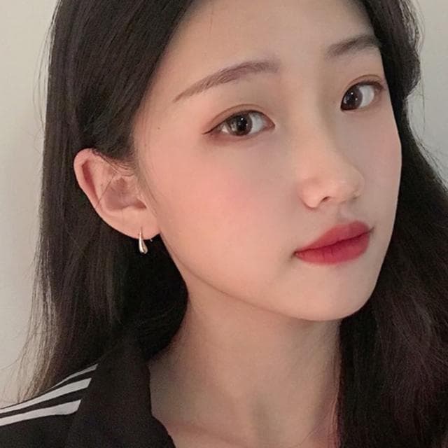 【LEEHER】母親節禮物 水滴耳環/耳環/耳環女/925/純銀耳環/耳飾/韓國飾品/耳勾/個性耳環/正韓耳環/金色耳環