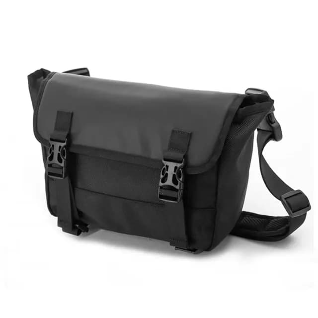 【WHOSE BAG】情人節禮物 七夕 日系防潑水耐磨迷你郵差包 男用女用斜背側背包 NO.WB015