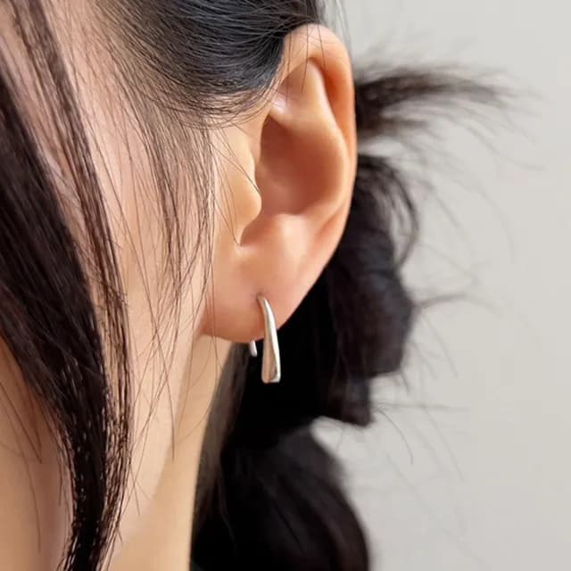 【KT DADA】情人節禮物 耳環 耳飾 耳勾 韓國飾品 個性耳環 純銀耳環 正韓耳環 金色耳環 純銀飾品 水滴耳環