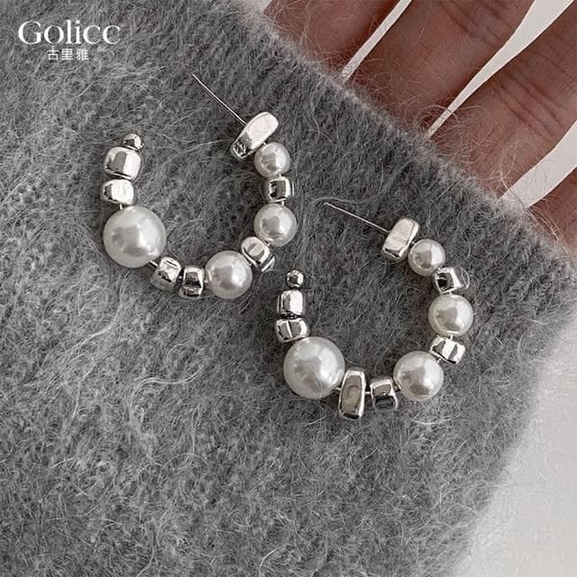 【Golicc】耳環 法式高級感 輕奢珍珠(母親節 生日 情人節 飾品 耳釘 耳飾 耳墜 禮物)