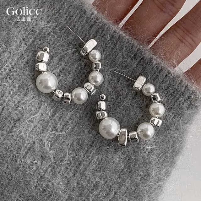 【Golicc】耳環 法式高級感 輕奢珍珠(99購物限定 生日 飾品 耳釘 耳飾 耳墜 禮物)
