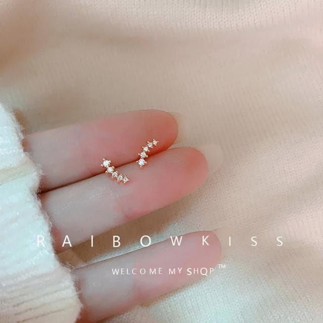 【Umi】氣質小排鑽耳飾｜法式優雅風・細膩閃耀顯氣質(白金色)