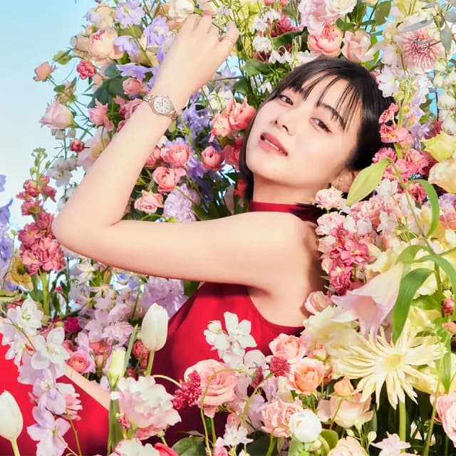 【SEIKO 精工】LUKIA 花藝聯名 30周年限量 鈦金屬太陽能電波女錶 520禮物 送禮(SSQW094J/1B32-0BM0K)