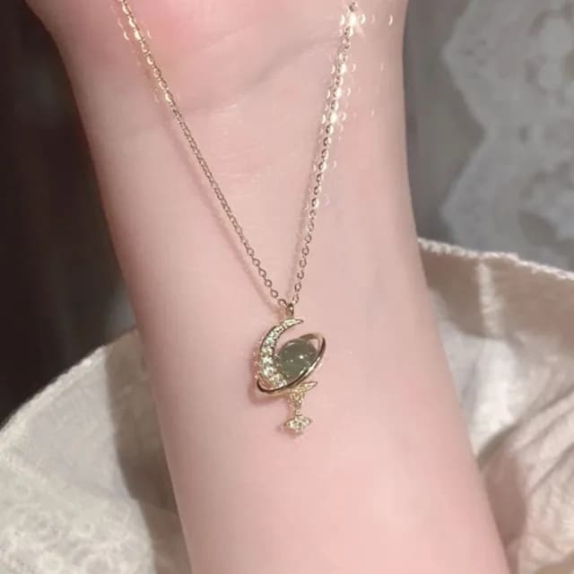 【KT DADA】和田玉 星球項鍊 高級感 閨蜜項鍊 情人節禮物 女生項鍊 925 純銀項鍊 飾品 生日禮物