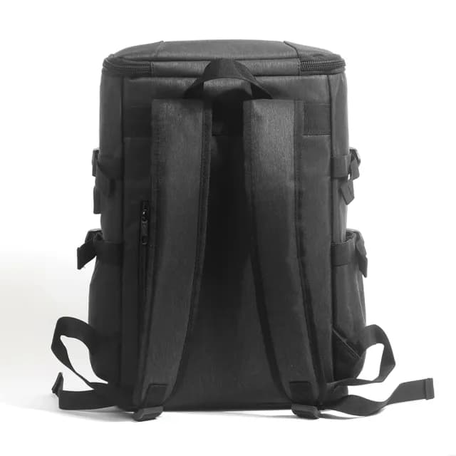 【Valentino Rudy 范倫鐵諾.路迪】百搭休閒圓桶造型大容量後背包(VR-NT65396 七夕情人節禮物 送禮 男包)