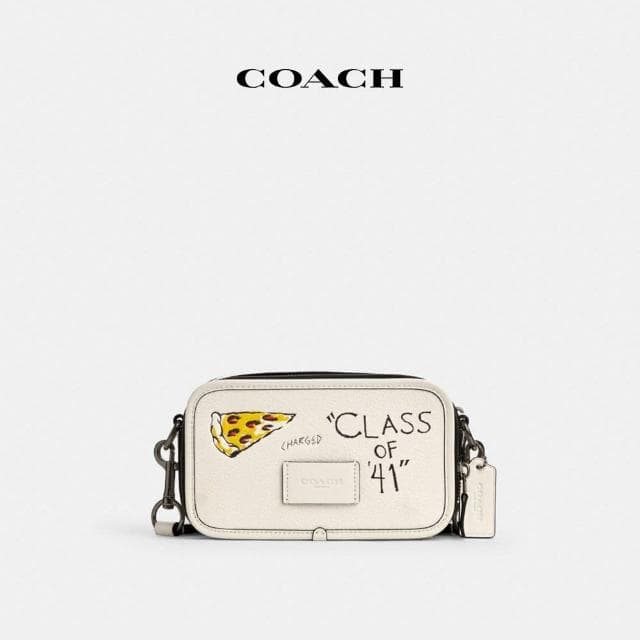 【COACH】蔻馳官方直營 WYATT素描印花斜背手袋-QB/粉筆白色 混合色(CAJ36)
