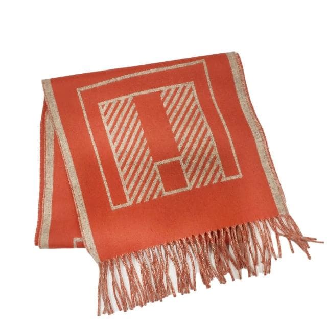 【Hermes 愛馬仕】H259152S 04 Casaque Lettres au Carre經典羊毛雙面編織流蘇圍巾(米白X橘色)