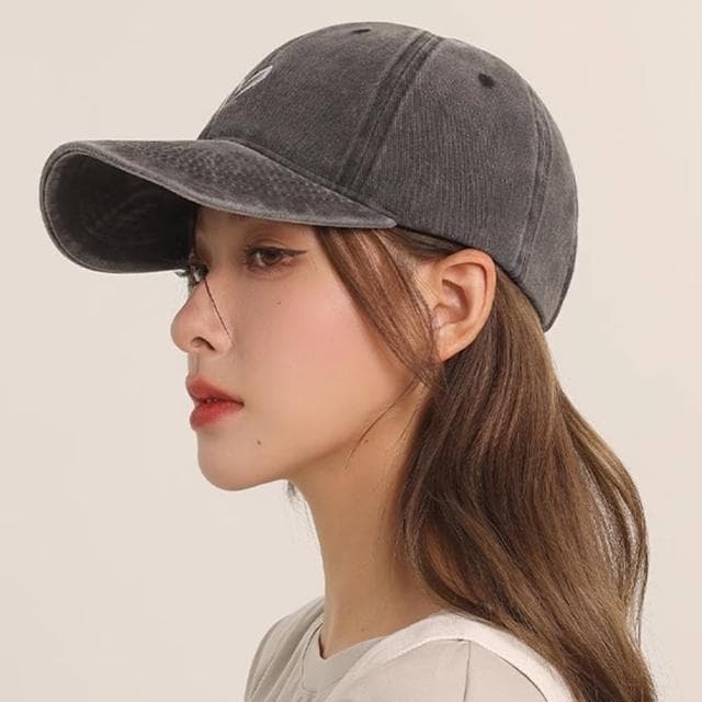 【MoonDy】鴨舌帽 棒球帽 帽子 女帽 情侶帽 愛心 韓國帽子 休閒帽 百搭 遮陽帽 休閒帽 圓頂 生