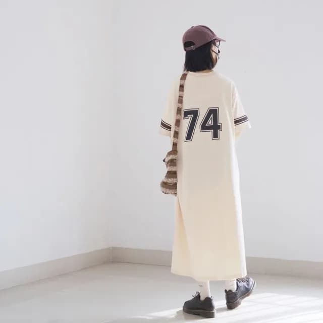 【橘魔法】車線背後數字短袖洋裝（大人賣場）(短袖 大人 連衣裙 連身裙 親子裝 女童 兒童 童裝)