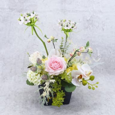 【HUGO DECO 榆果傢飾】粉玫瑰甜美風紙袋香氛花禮(擬真植物/人造盆栽/綠化/佈置/禮物)