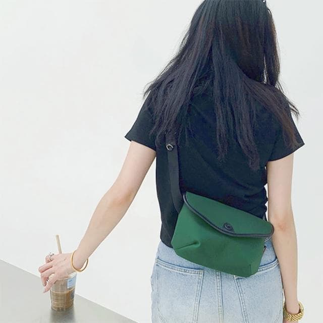 【MoonDy】母親節禮物 尼龍包包 信封包 包包女 斜背包女 重磅 尼龍斜背包 側背小包 長夾包包 女生包包 黑色
