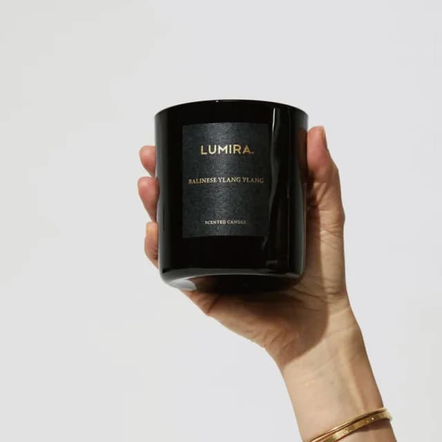 【LUMIRA】經典黑瓶蠟燭 Balinese Ylang Ylang 峇厘島依蘭依蘭 300g