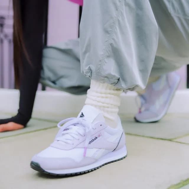 【REEBOK官方旗艦】CLASSIC AZ 慢跑鞋_女_100211390