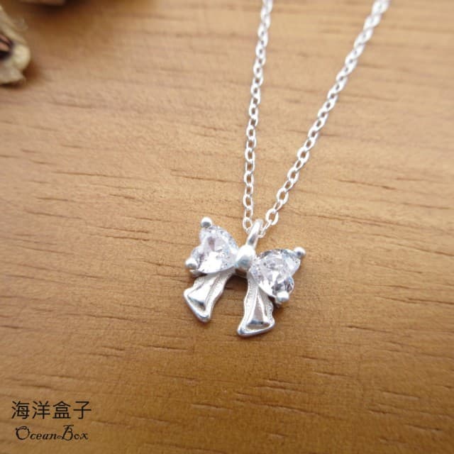 【海洋盒子】母親節禮物 甜美可愛立體蝴蝶結鋯石999足銀純銀項鍊(女用短鍊)
