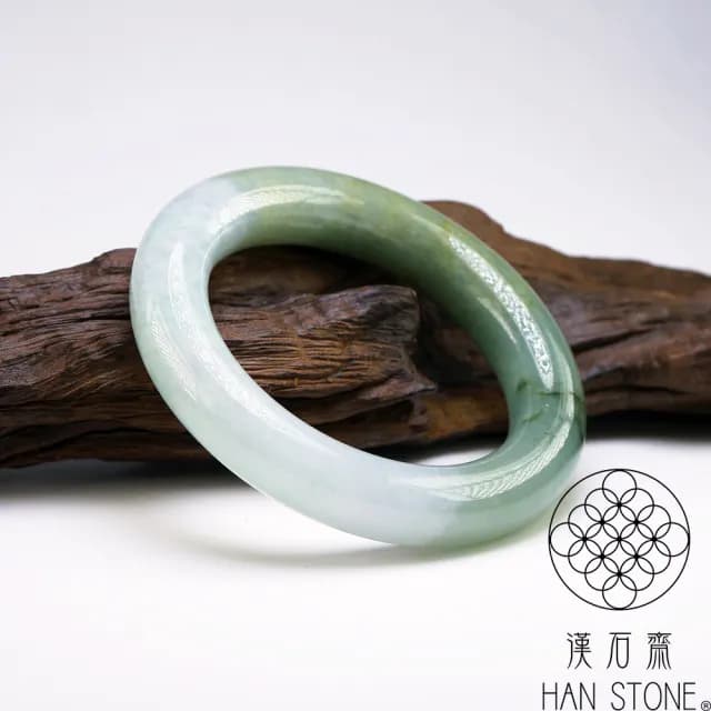 【漢石齋】情人節禮物 天然翡翠A貨 圓條手鐲玉鐲 冰糯種飄花帶黃翡 福 利 品(手圍16.2/版寬12mm)